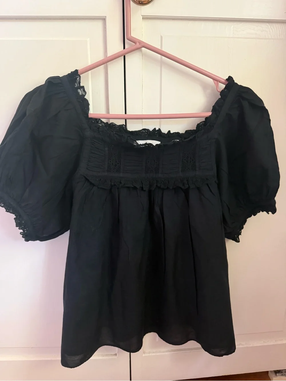 Doen Frances Black Lace-Trim Square Neck Puff Sleeve Blouse